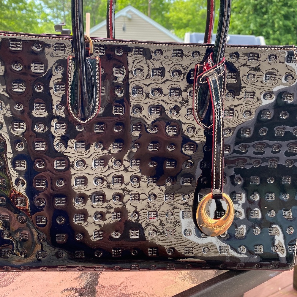 Arcadia made in Italy patent leather bag